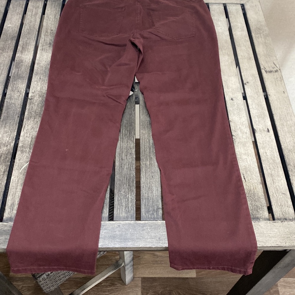 Woman’s Talbots pants straight12p - Picture 4 of 4